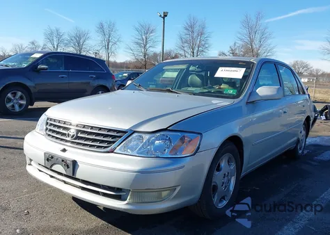 2003 Toyota Avalon Xls z USA, uszkodzony, nr VIN 4T1BF28B13U268105